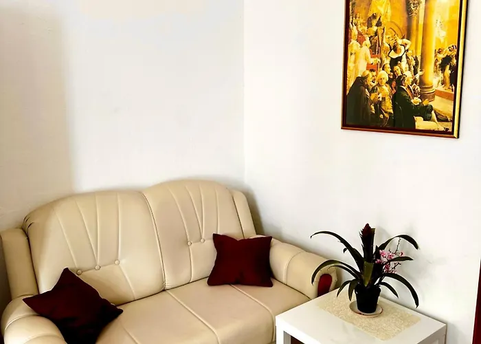 Two-Bedrooms Apartment With Balcony And Sea View,Near Old Town